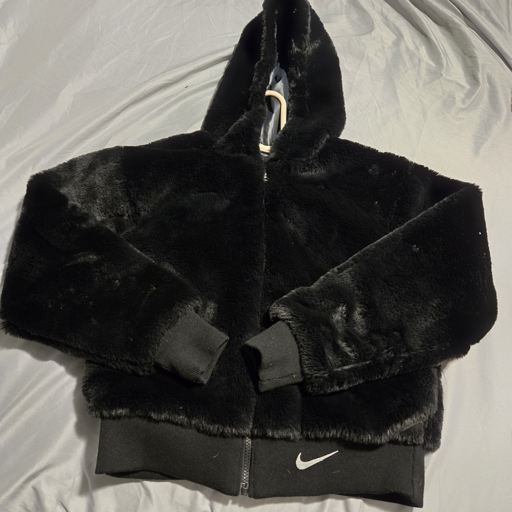Nike Black Faux Fur Hoodie - Picture 3 of 7